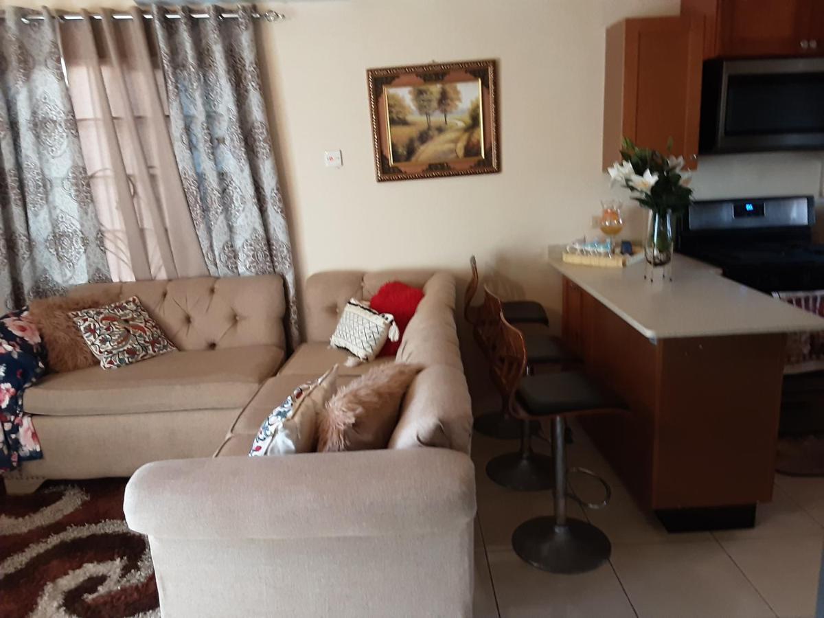Sassy Diamond Crest * Portmore